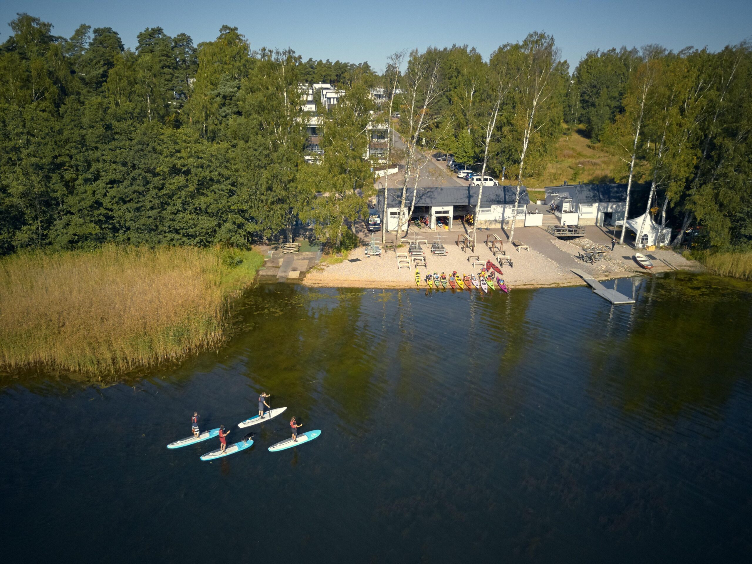 Paddlingscentret i Nordsjö, fotograferat utifrån.