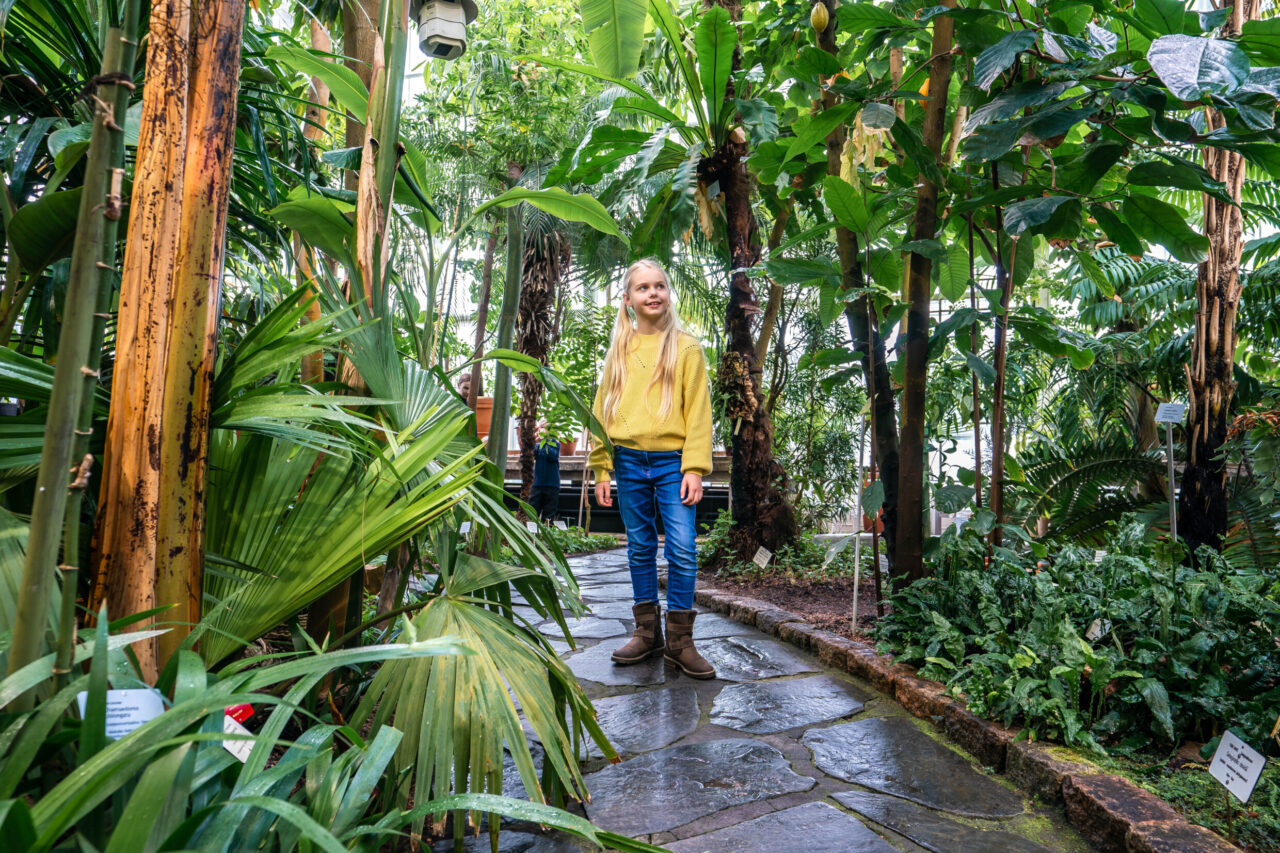 Girl in Kaisaniemi Botanic Gardens in Helsinki
