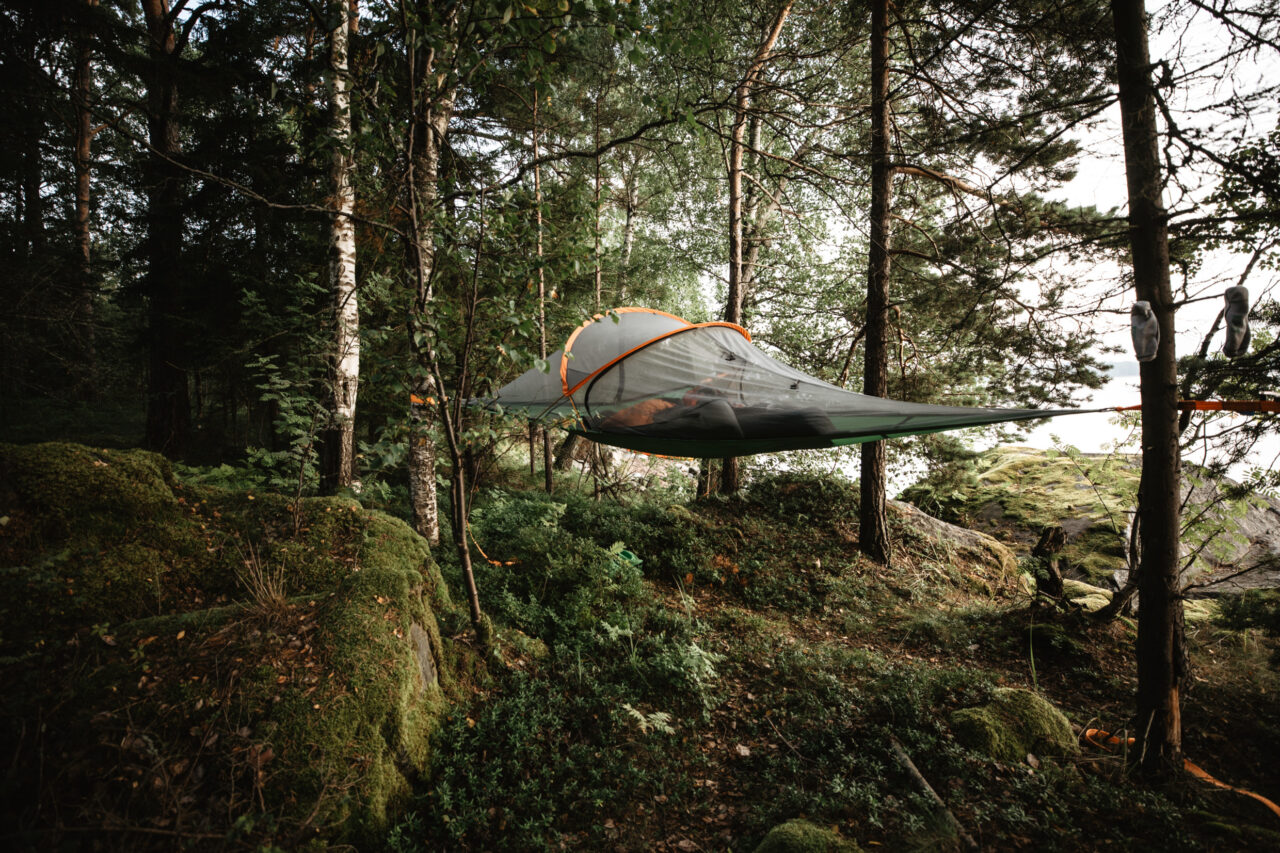 Tentsile in Helsinki woods