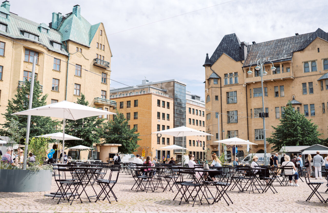 Kasarmitori - Food, drinks and cosy surroundings