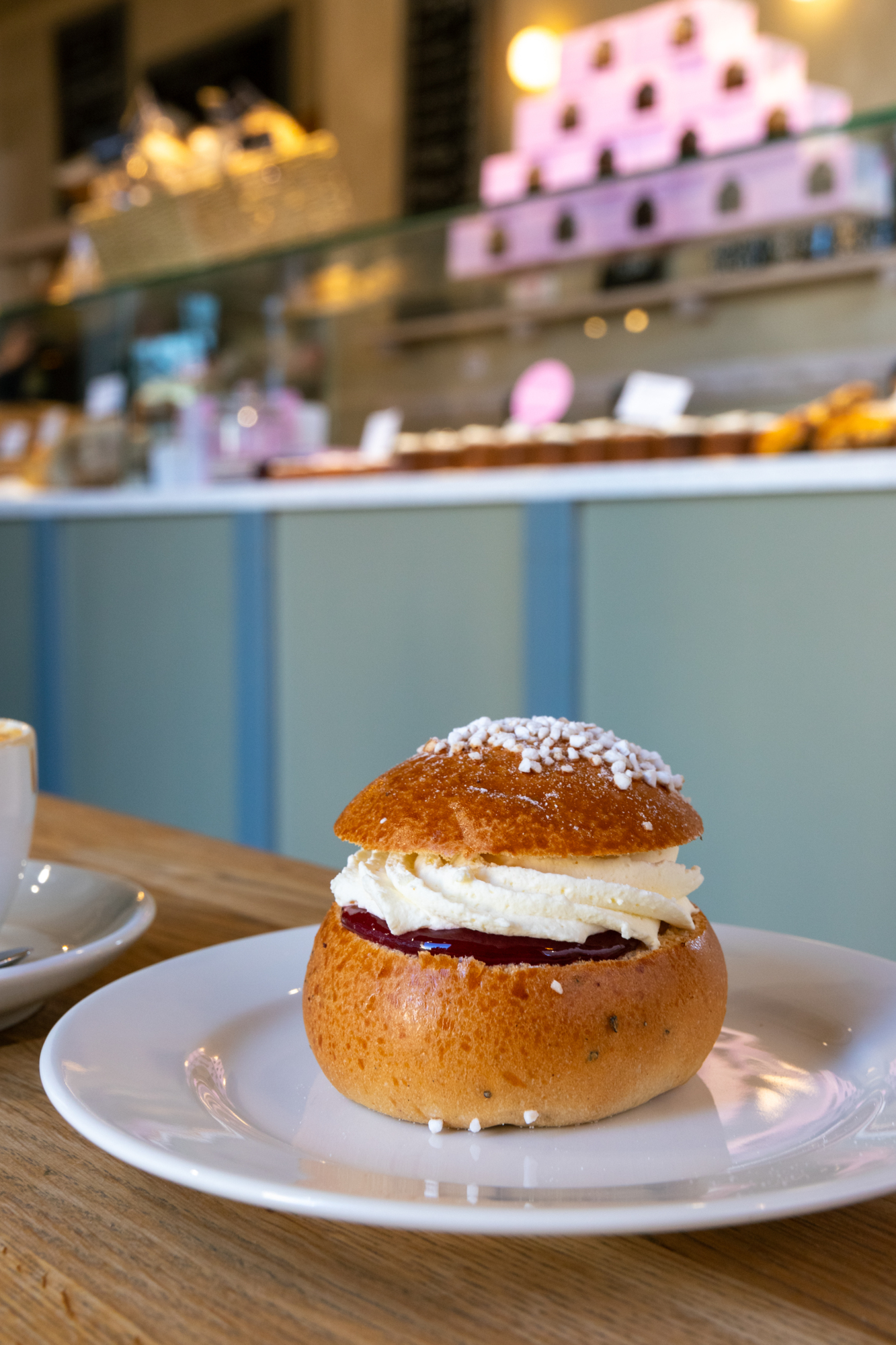 52 weeks in HEL // Week 5 - Treats at Way Bakery (1)