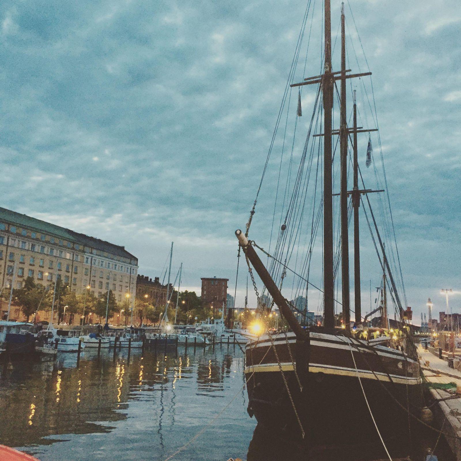 Schooner Jan Mayen on Halkolaituri Quay