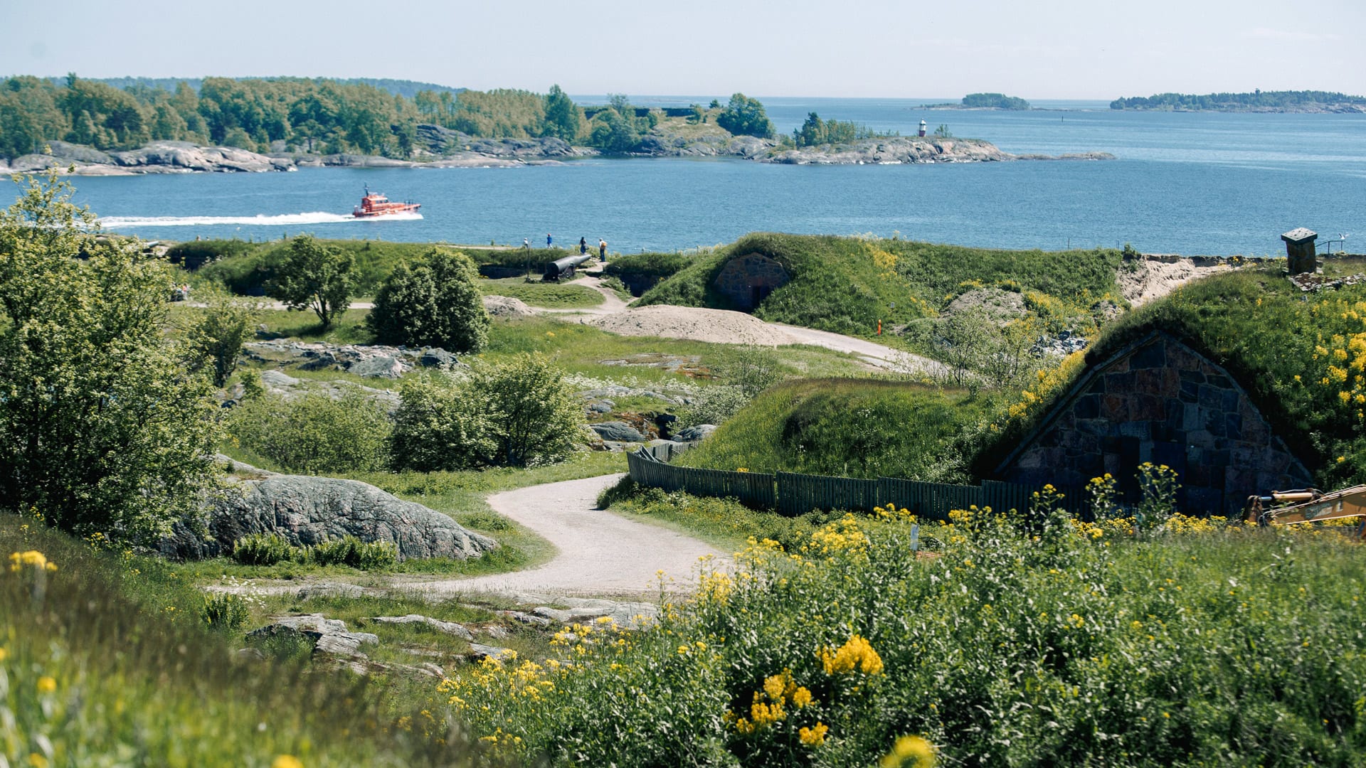 Suomenlinnan Kustaanmiekan maisema