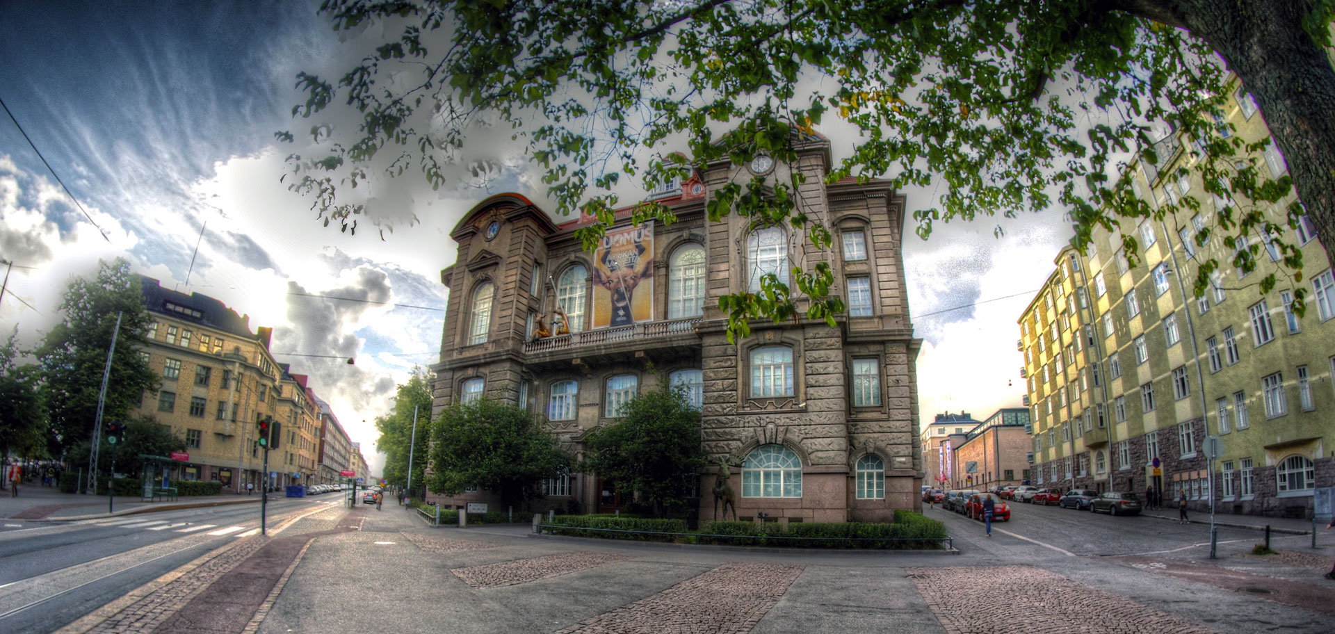 Luonnontieteellinen museo ulkoapäin