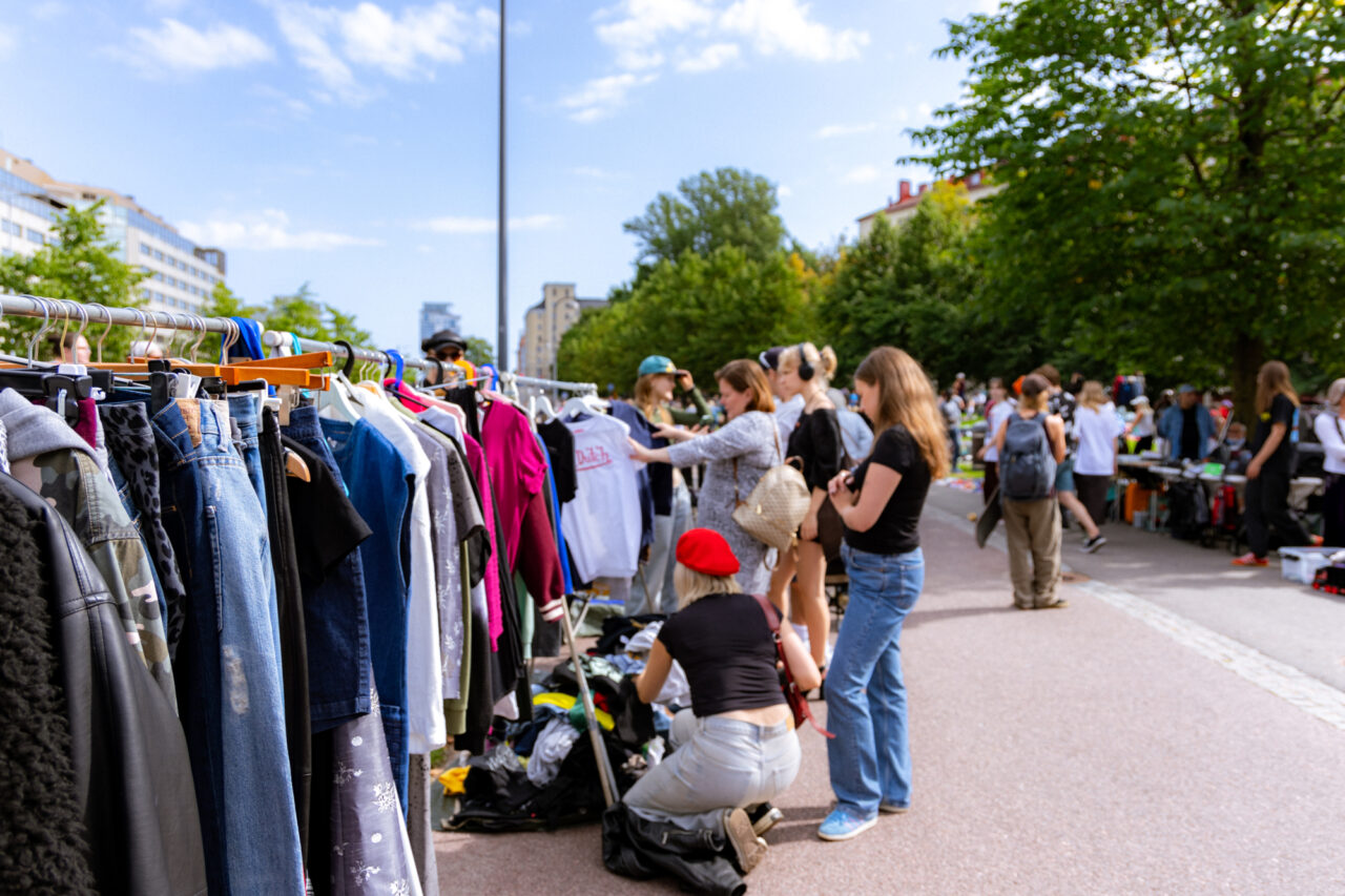 Ostoksilla Helsingissä: Dallapén puisto