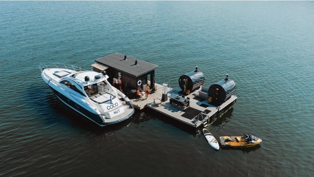 Helsingin saunalautta photographed from above.