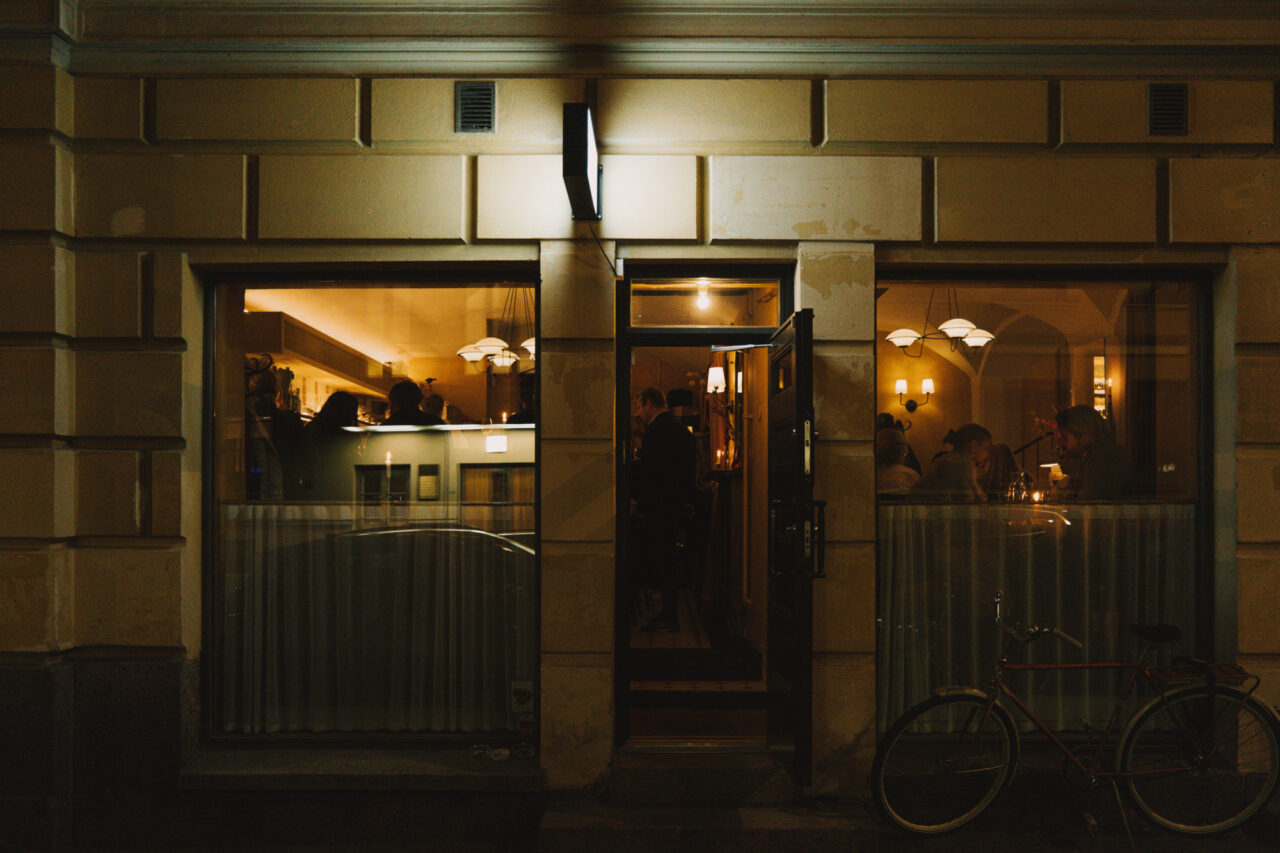 The outside of Kuurna Restaurant at night 