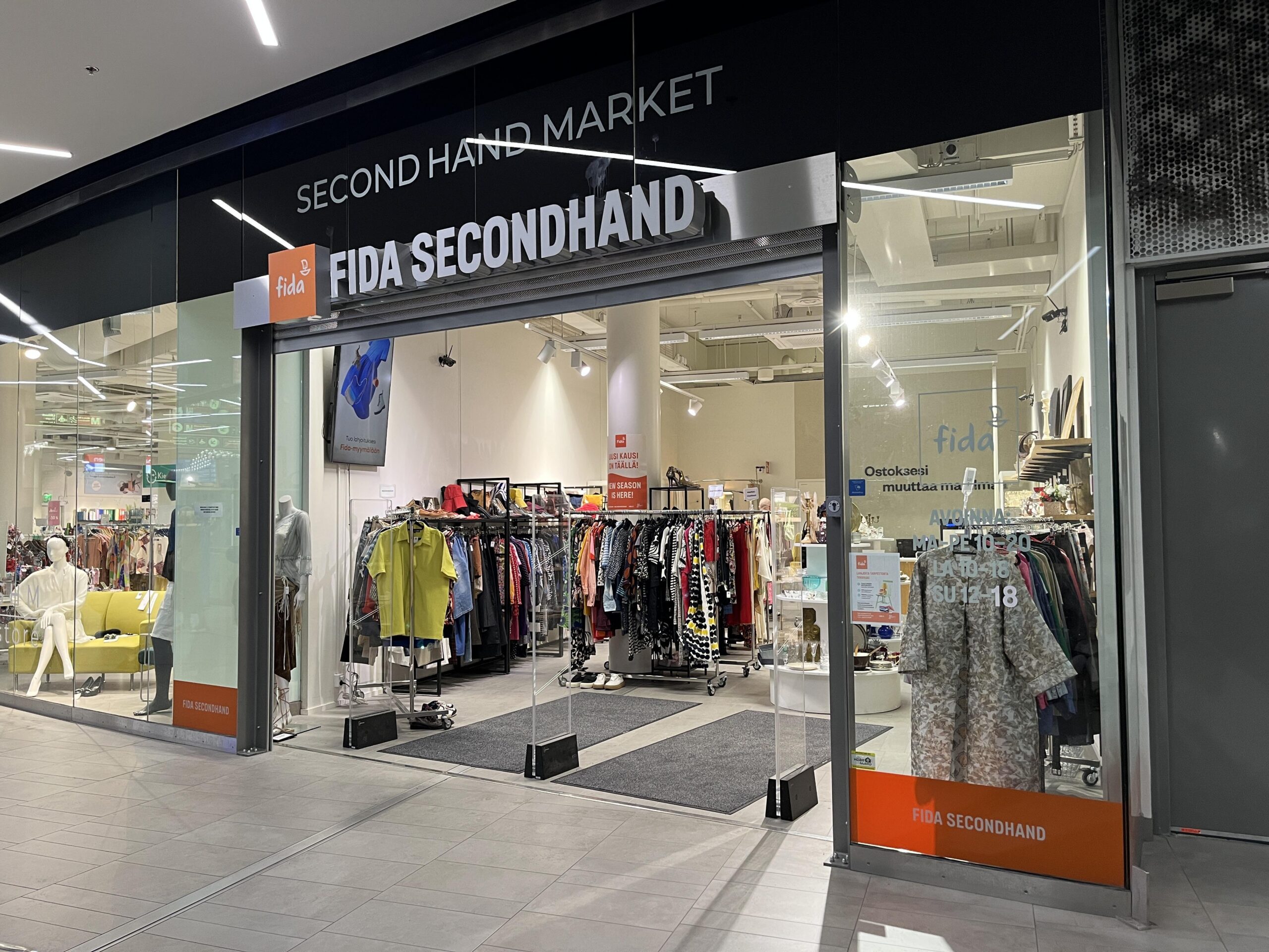 Fida secondhand Redi, fotograferad utifrån.