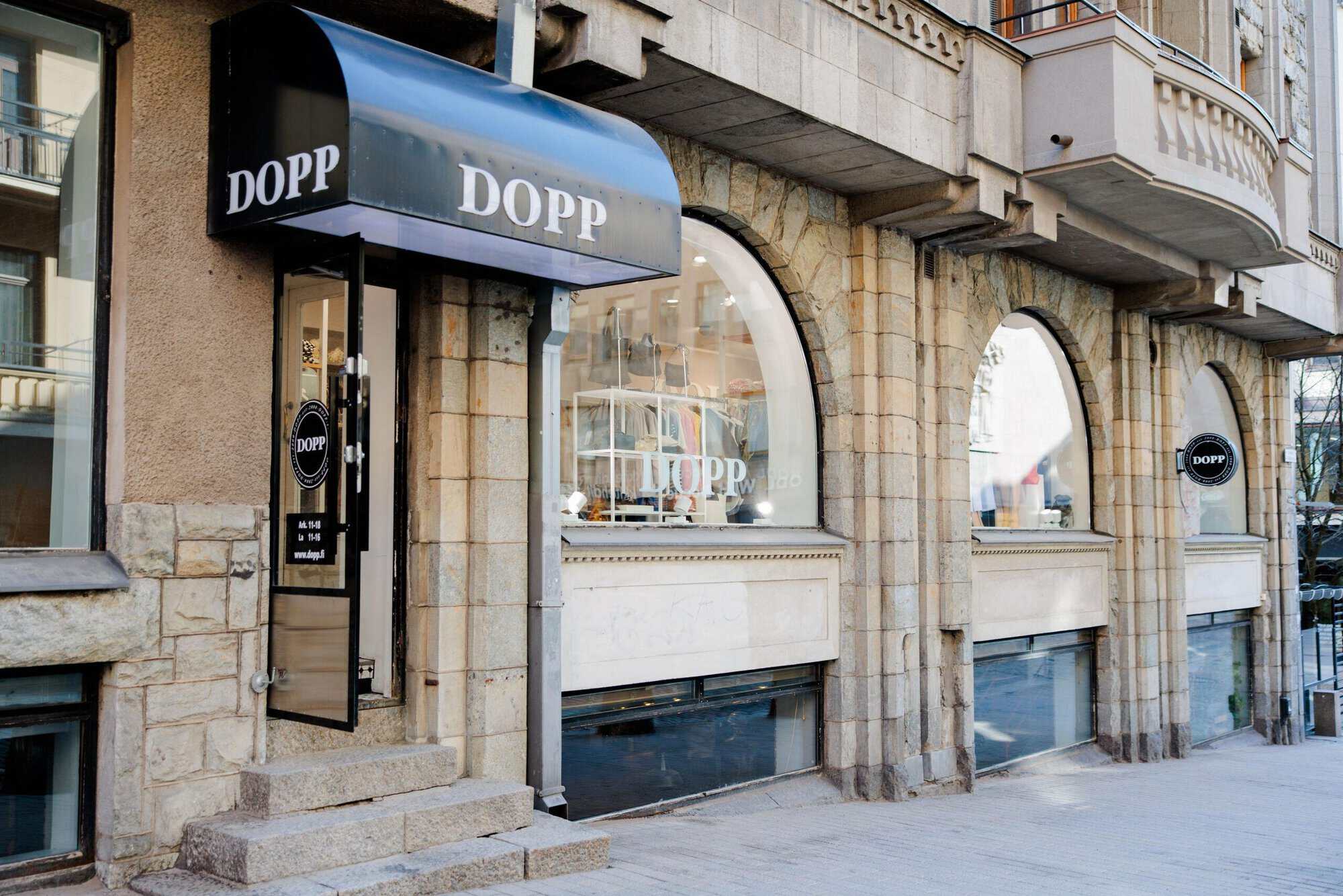 DOPPs butik i gatunivå i hörnet av Georgsgatan och Kalevagatan.