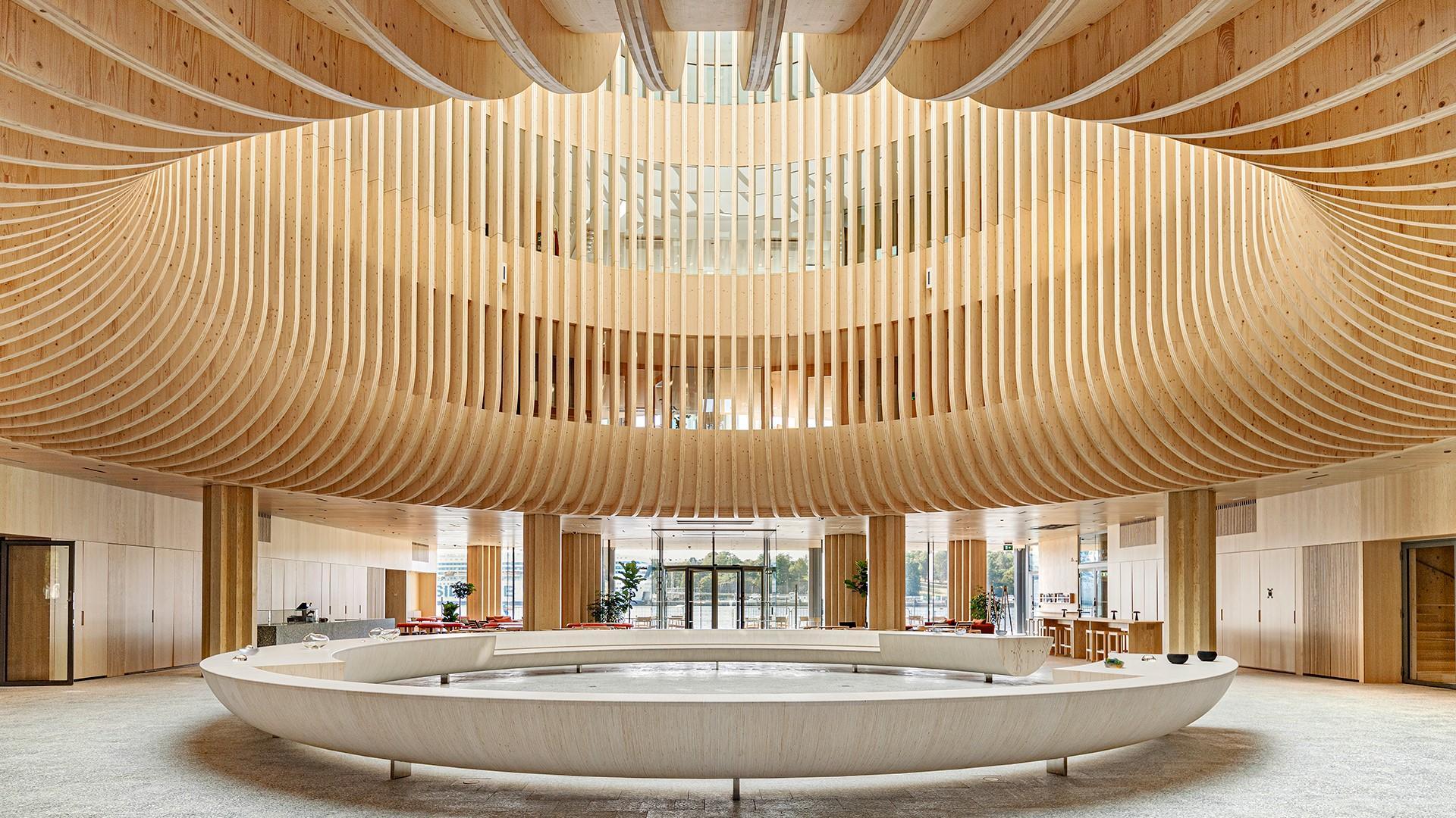 Café Helli ligger i anslutning till lobbyn på Solo Sokos Hotel Pier 4.