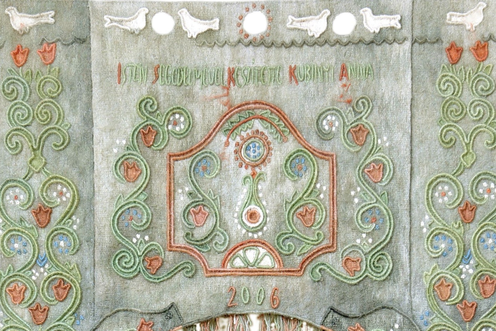 Tekstiilitaiteilija ANNA KUBINYIn näyttely