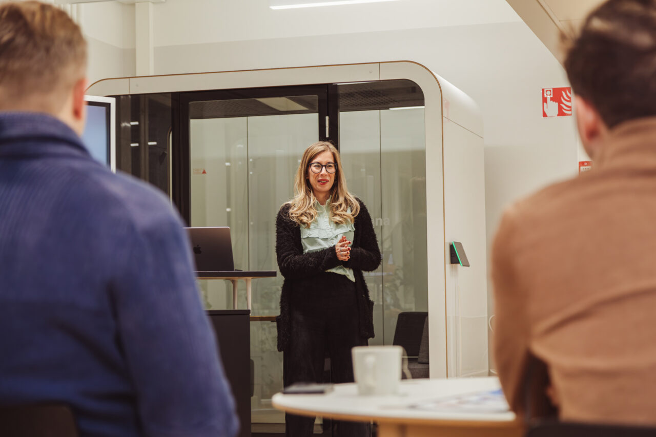 Ana Lopez (Secways) presenting herself and her LP investments as part of Venture Nordics program.