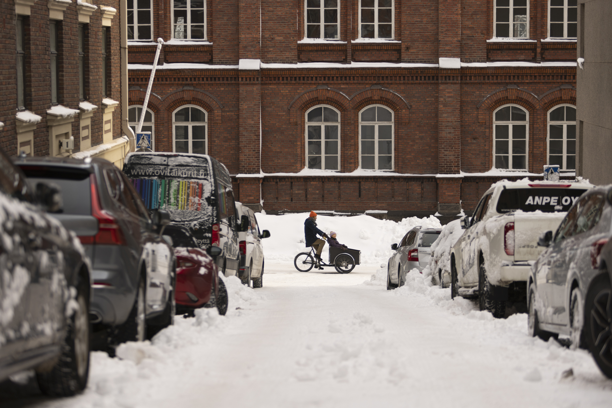 Winter biking in Kruununhaka district